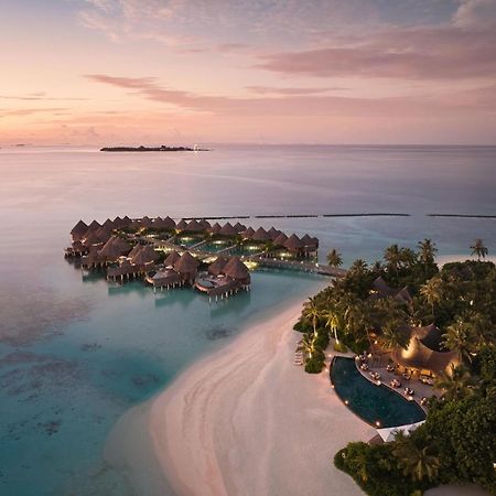 Отель The Nautilus Maldives Kamadhoo Экстерьер фото