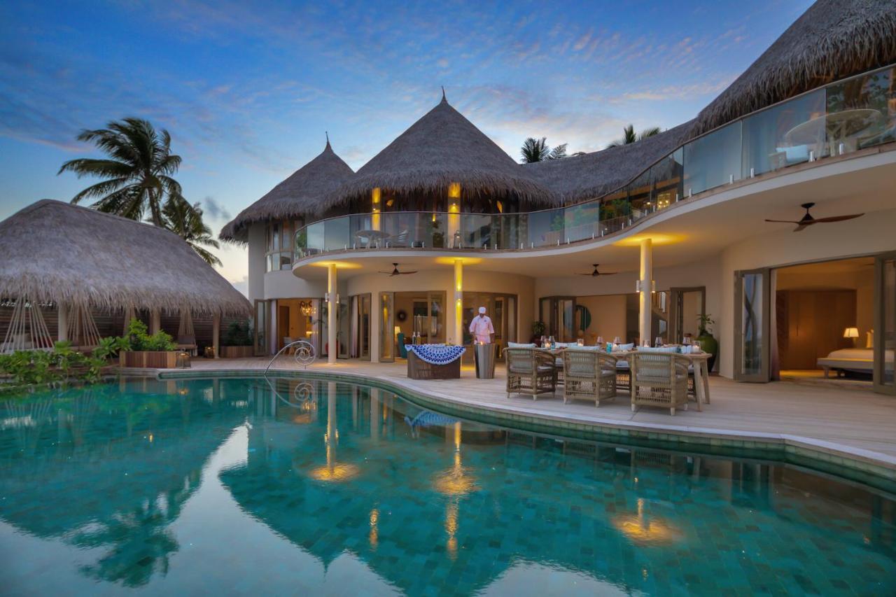 Отель The Nautilus Maldives Kamadhoo Экстерьер фото