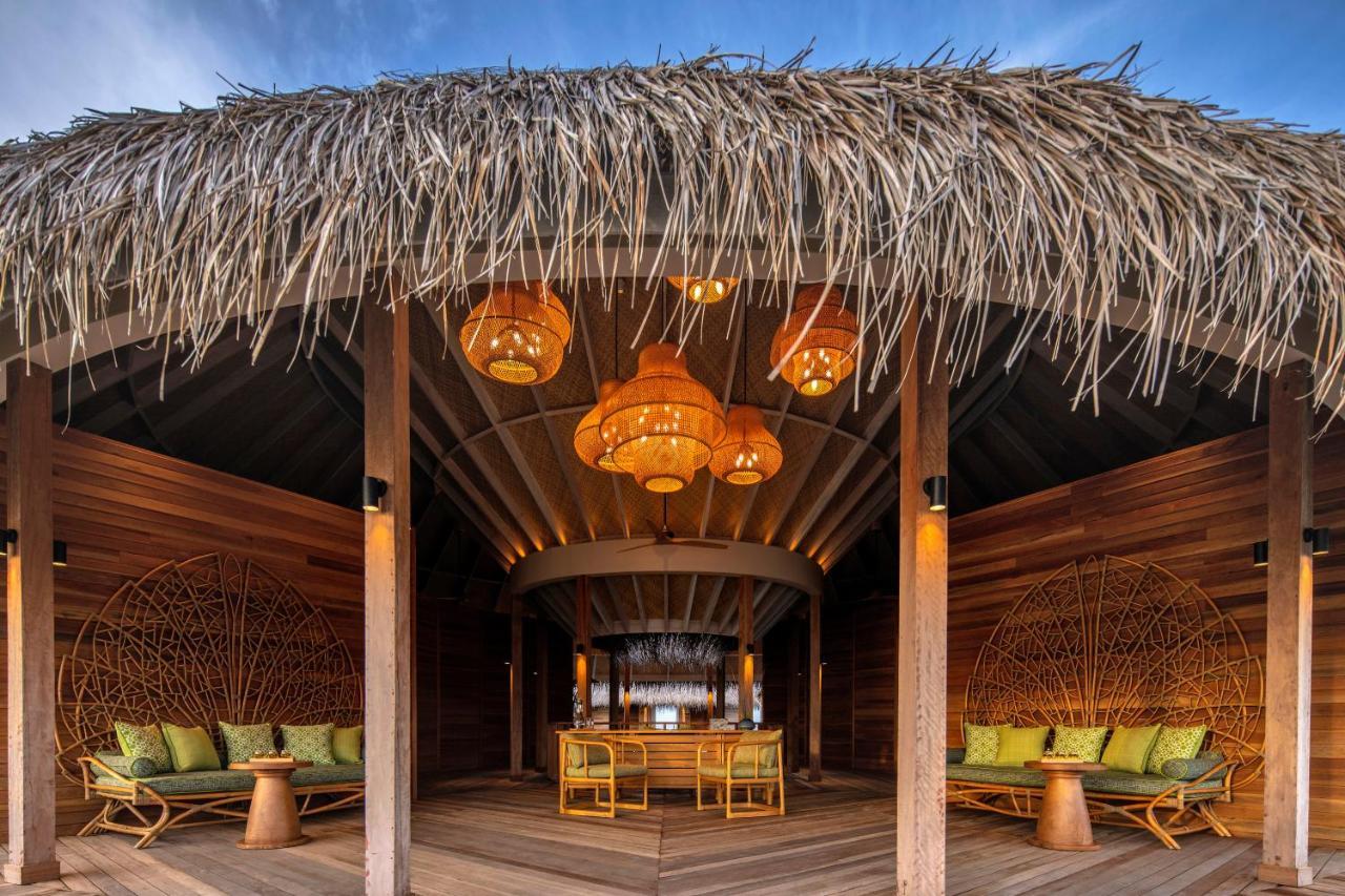 Отель The Nautilus Maldives Kamadhoo Экстерьер фото